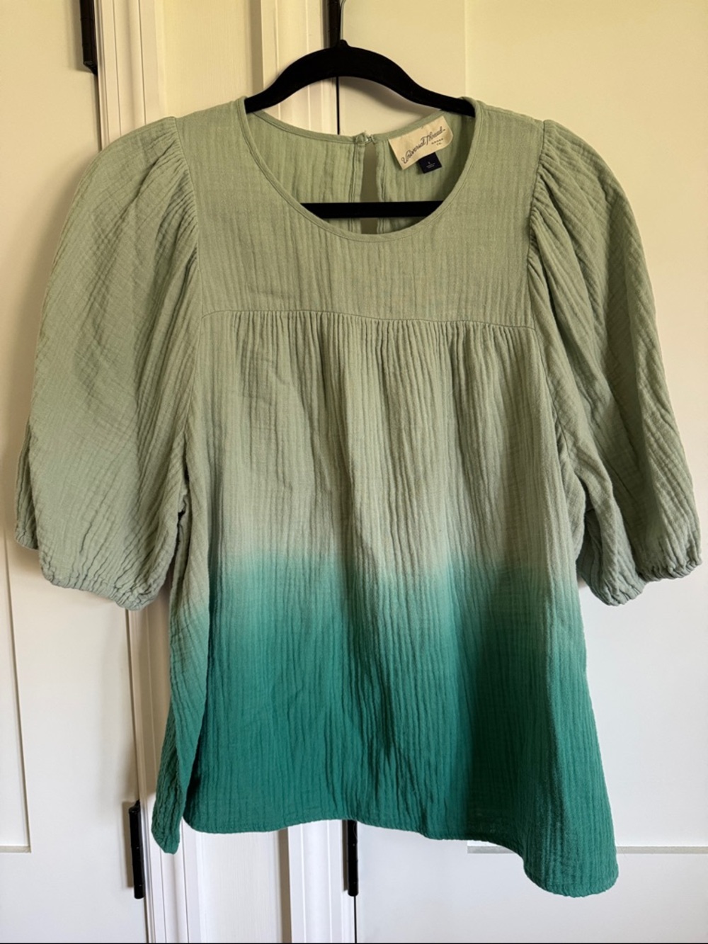 Universal Thread Sage to Teal Ombre Puff-Sleeve Tunic